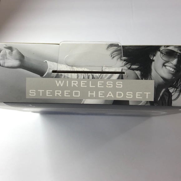 Wireless studio headsets by ILIVE - Picture 5 of 5